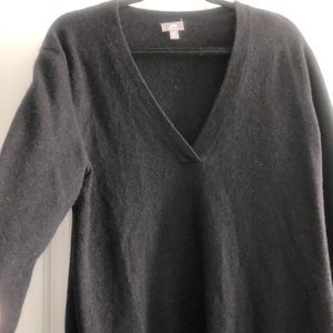 J Jill large petite 100% cashmere v neck sweater